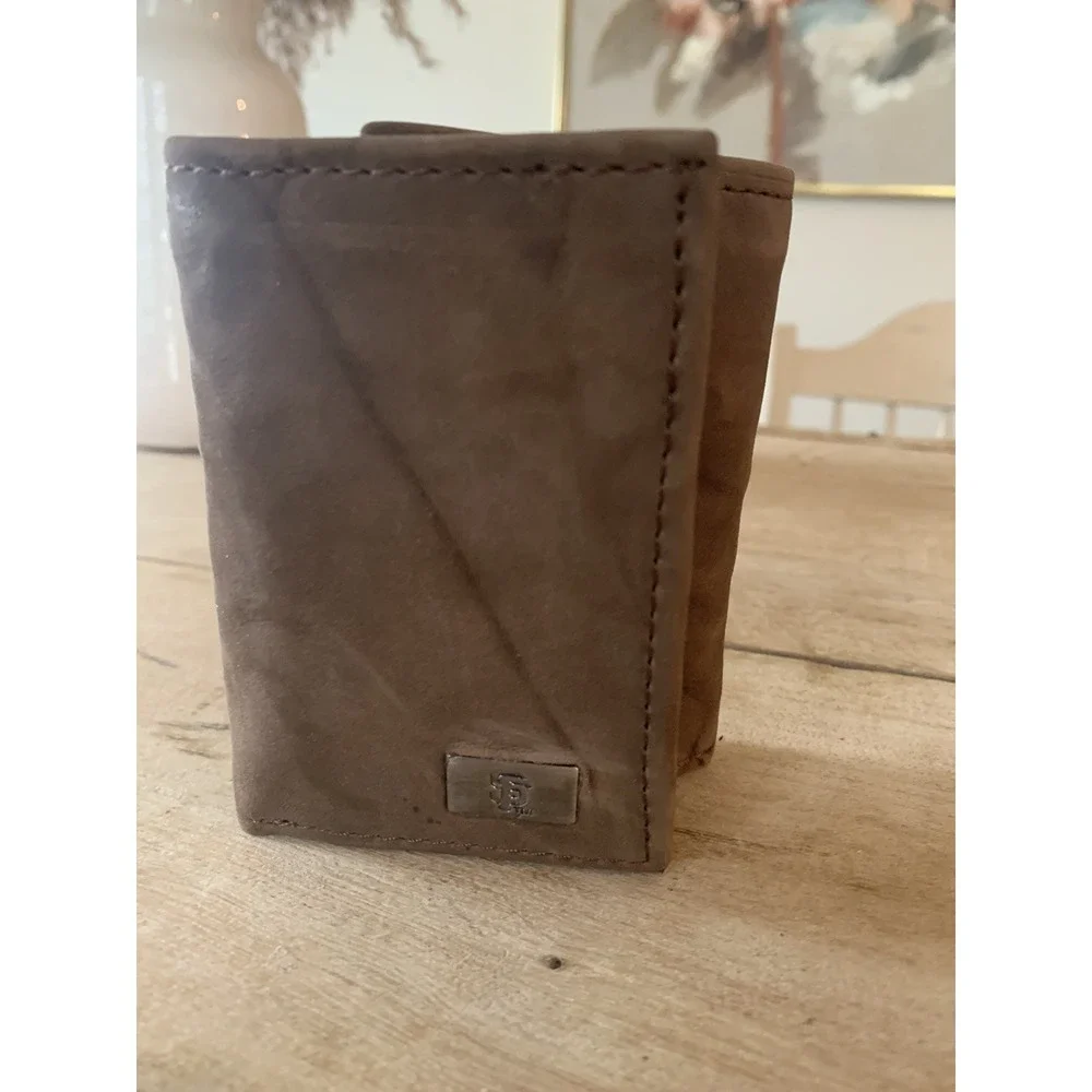 San Francisco Giants Brown‎ Leather Wallet With Concho Trifold Wallet NWOT